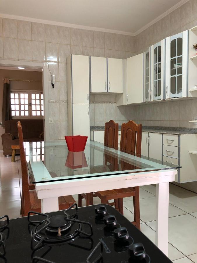 Casa Temporada Olimpia 8 Pessoas Com Piscina Villa Luaran gambar