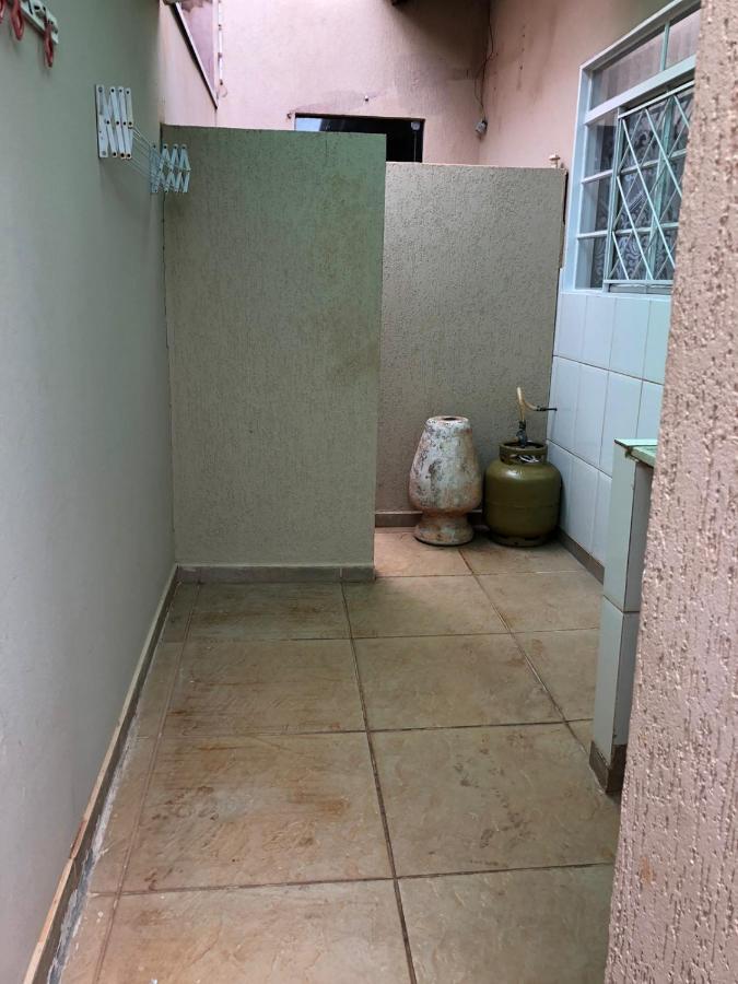 Casa Temporada Olimpia 8 Pessoas Com Piscina Villa Luaran gambar