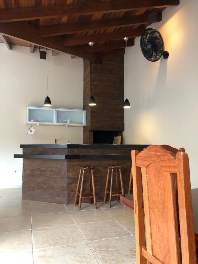 Casa Temporada Olimpia 8 Pessoas Com Piscina Villa Luaran gambar